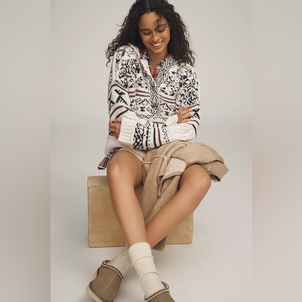 NWT! Anthropologie Ivory and Black Pilcro Relaxed Hooded Sweater - Size XS 🍟 - Picture 2 of 16